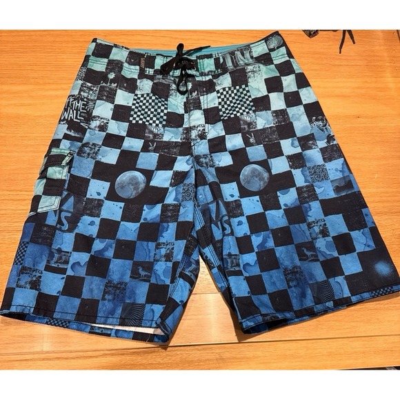 Vans Other - VANS off-the-wall retro board shorts men's size 32
